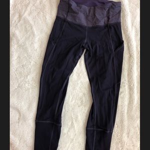 Lululemon Cropped Athletic Wear Leggings